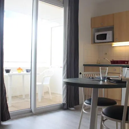 La Rochelle, 1 Piece, 2 Personnes - Fr-1-246-245